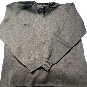 Gap Like new Sz X-LARGE 100% cotton Men’s thick sweater